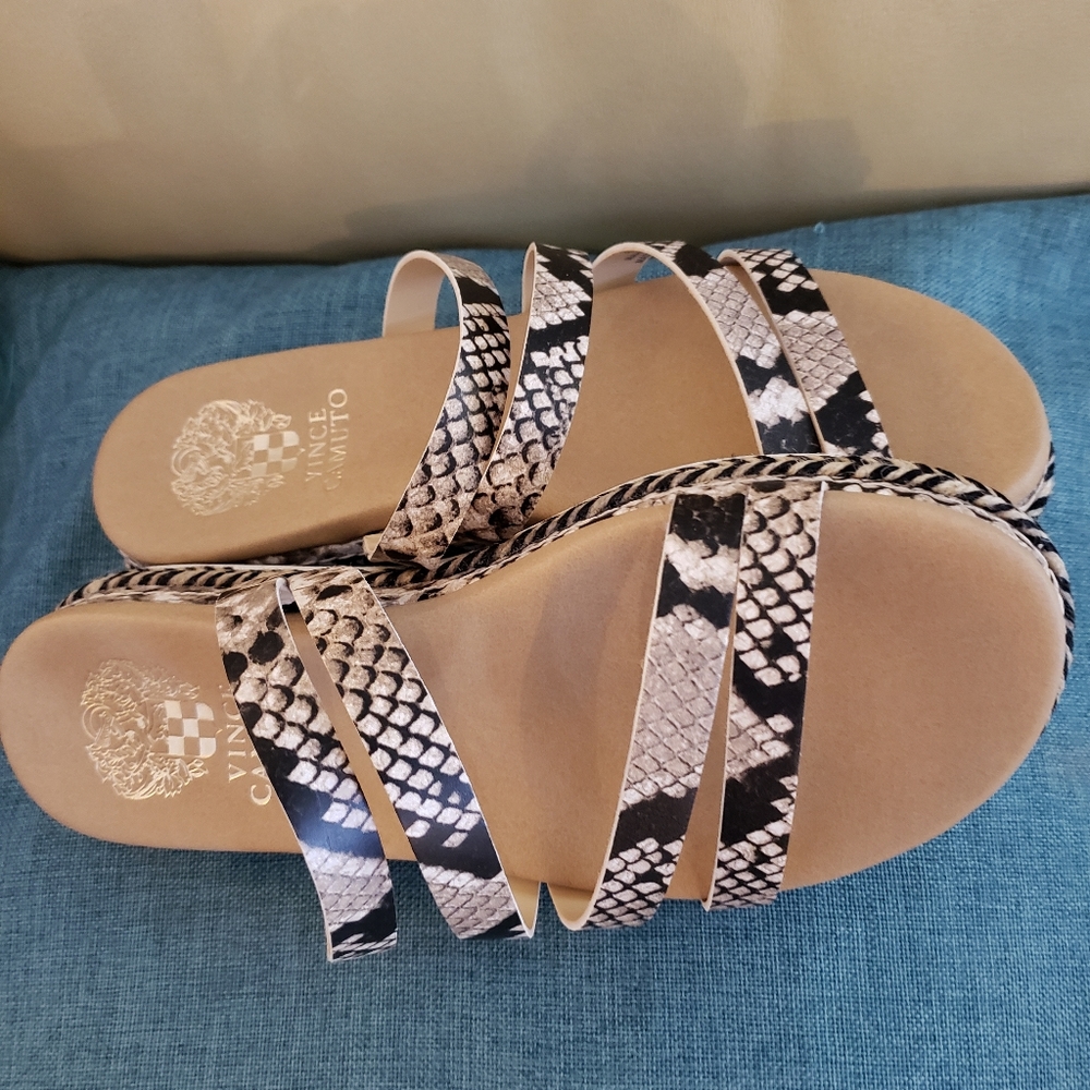 LEATHER SLIP-ON SANDALS - Picture 5 of 7